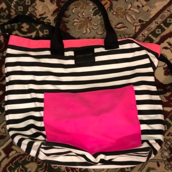 PINK Victoria's Secret Handbags - Victoria’s Secret Summer Bag